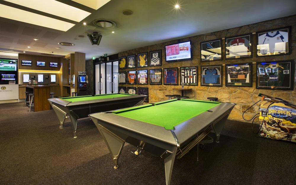 Nightcap At The Ranch Hotel Macquarie Park Bagian luar foto